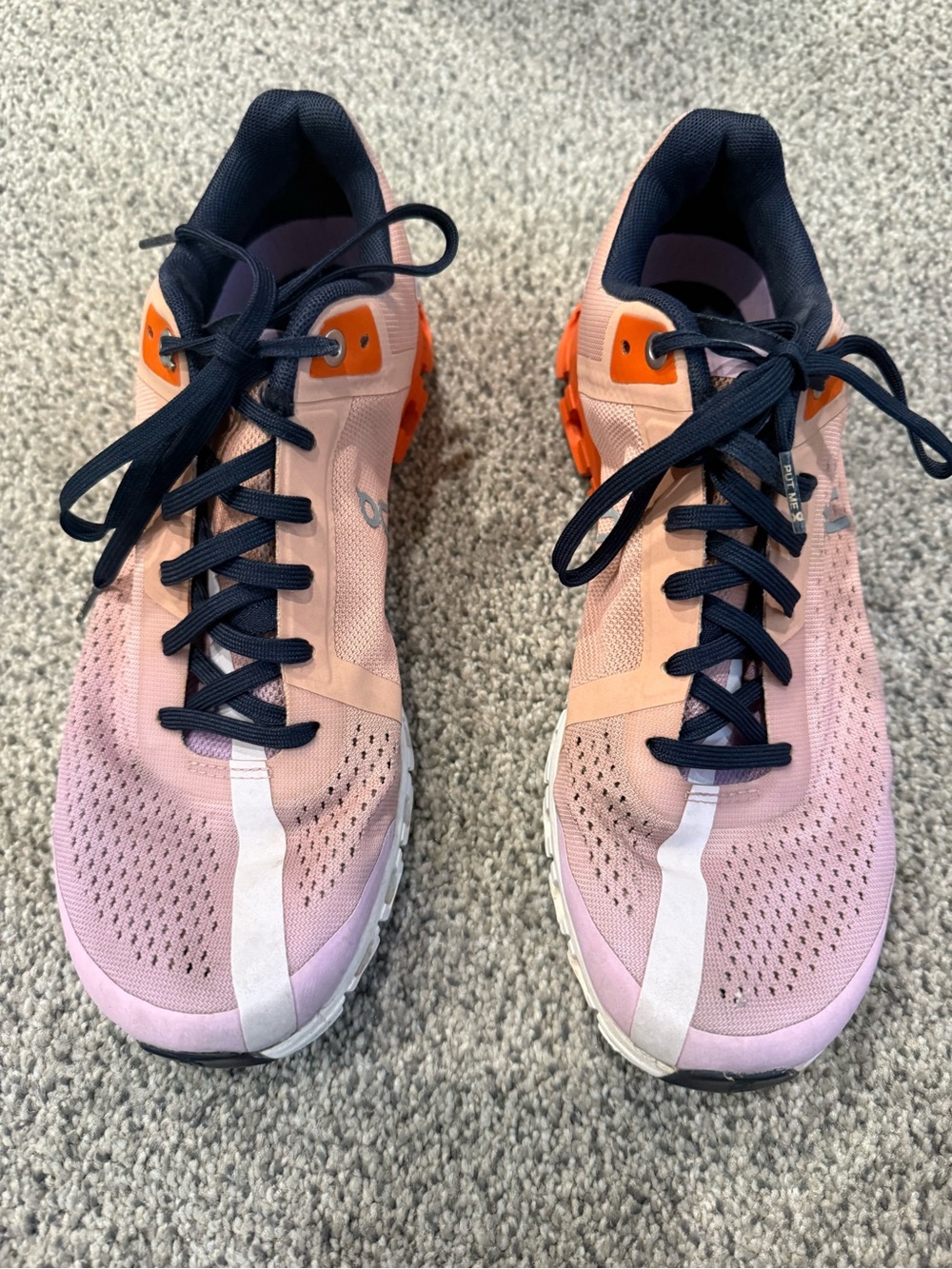 On Cloudflow Pink Women’s Athletic Running Shoes Size 8